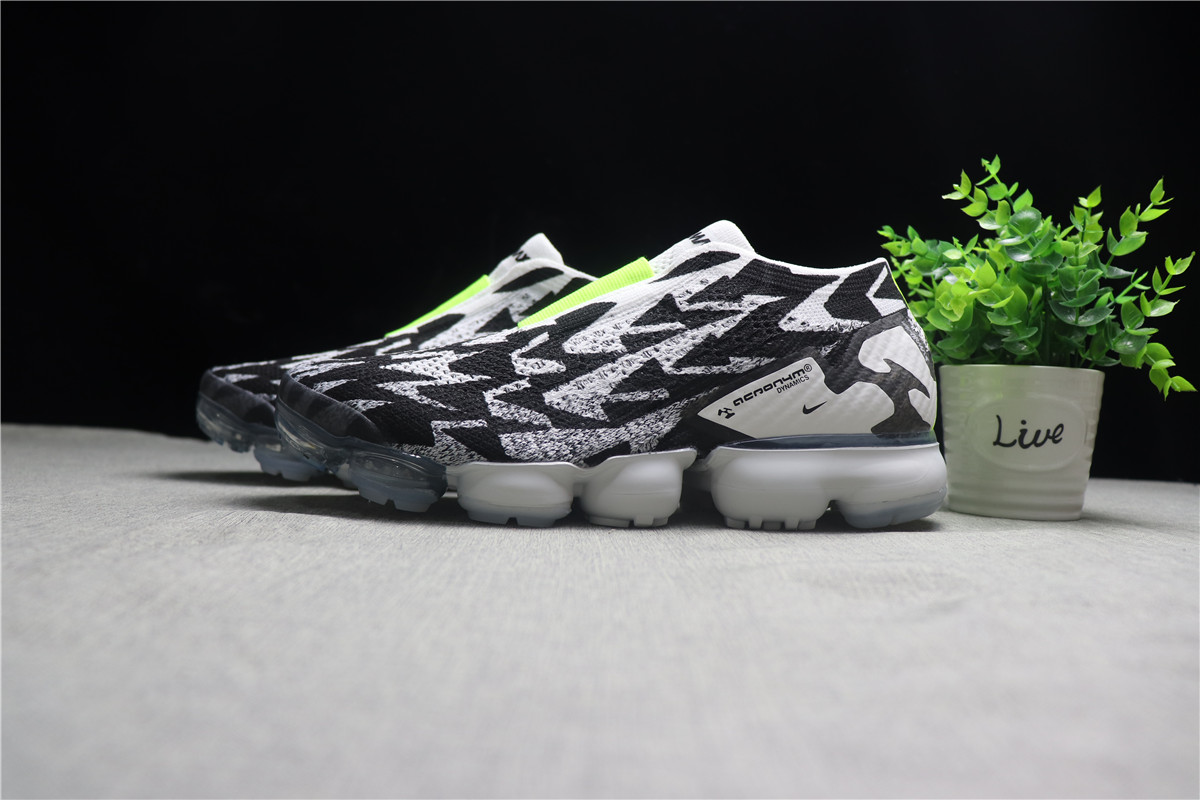 Air Vapormax Moc 2 Acronym Light Bone