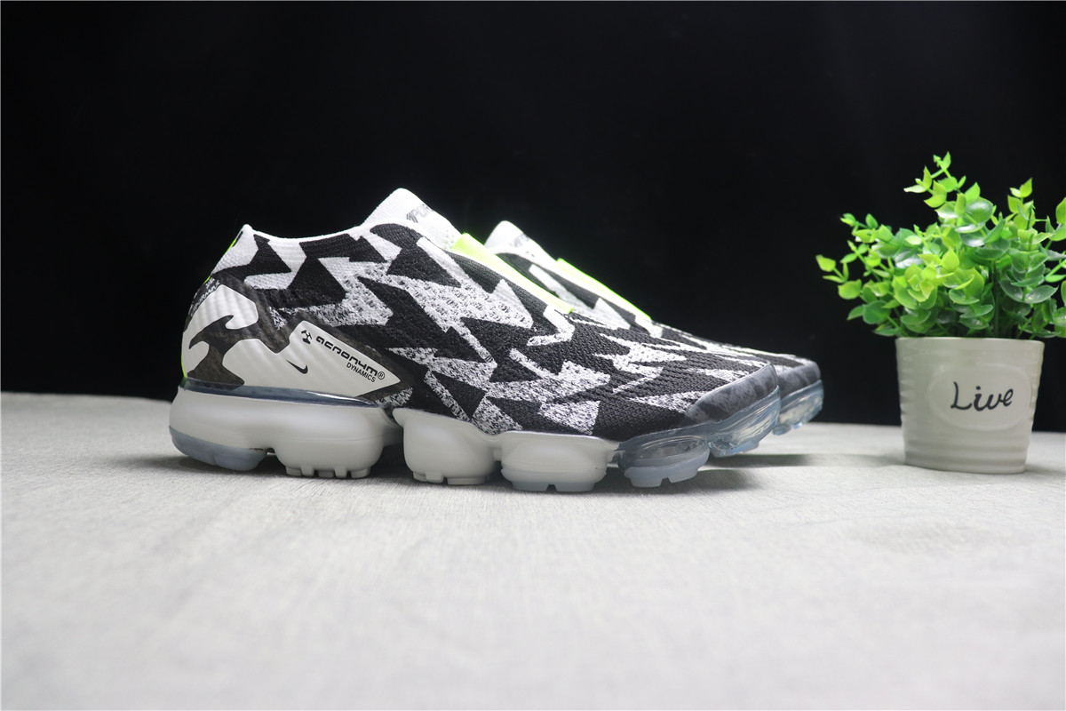 Air Vapormax Moc 2 Acronym Light Bone